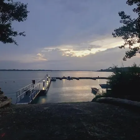 Delightful Tiny River-view *