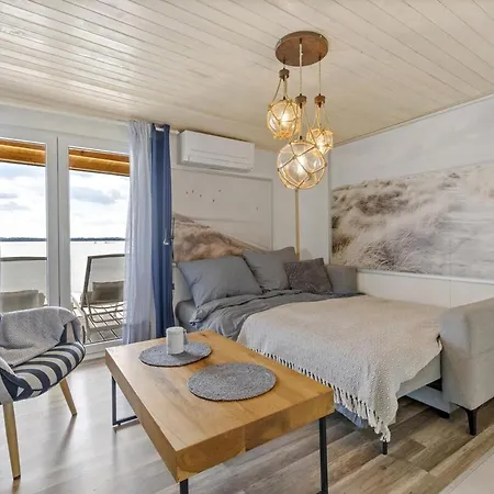 Delightful Tiny River-view *