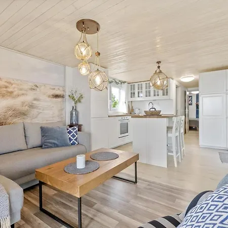 Delightful Tiny River-view *