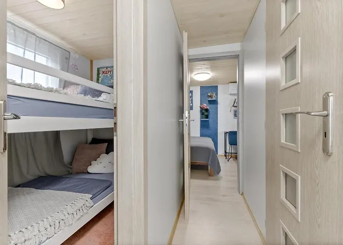 בית נופש Delightful Tiny River-view Šamorín